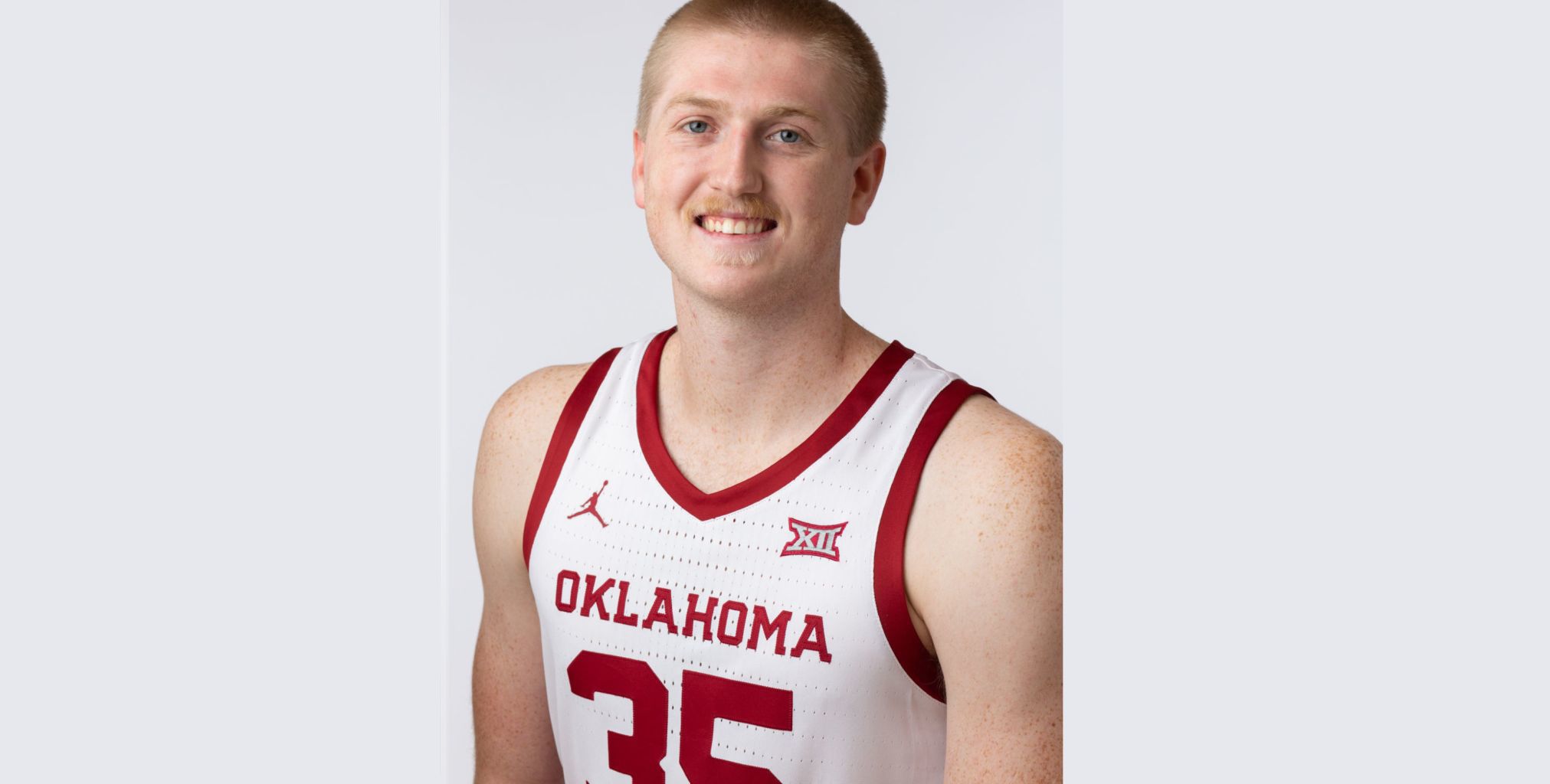 Brady Manek